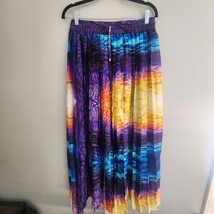 Caffe 100% Silk Pleated Boho Skirt With Elastic Waistband and Front Slit